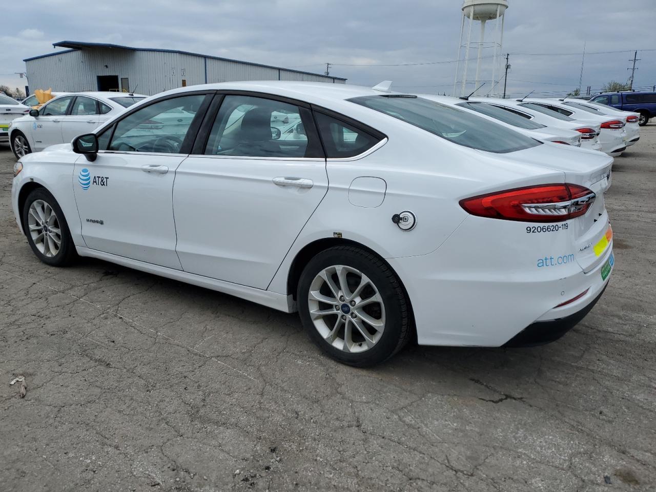 2019 Ford Fusion Se - Фото 2