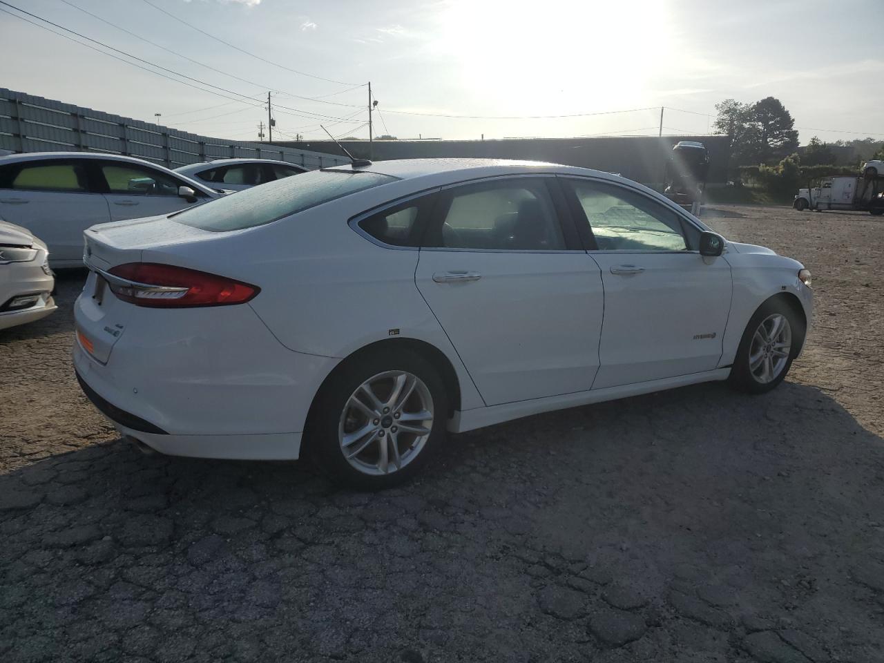 2018 Ford Fusion Se Hybrid - Image 3