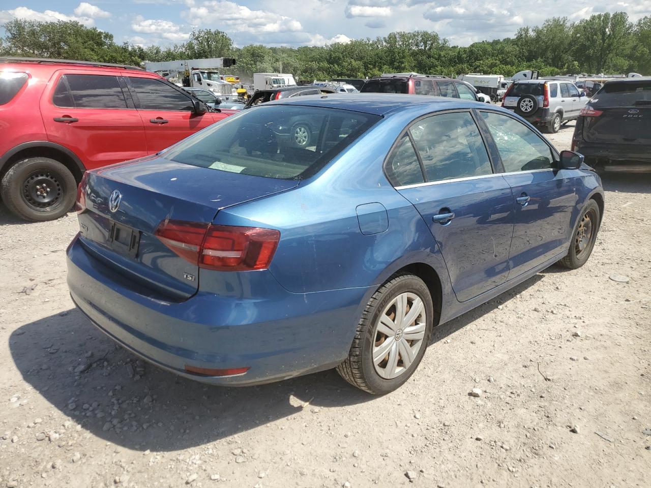 2017 Volkswagen Jetta S - Фото 3