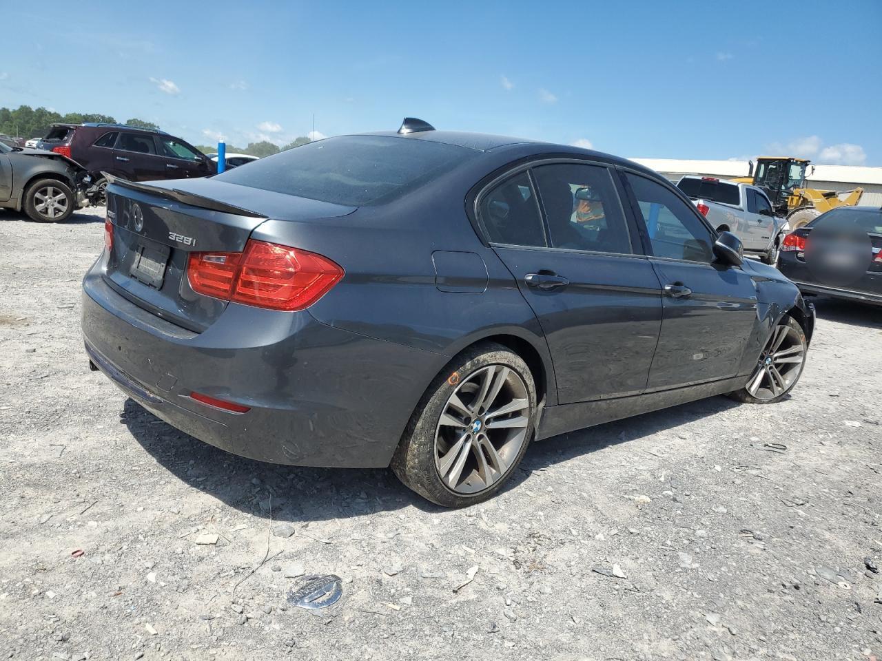 2014 BMW 328 Xi - Фото 3
