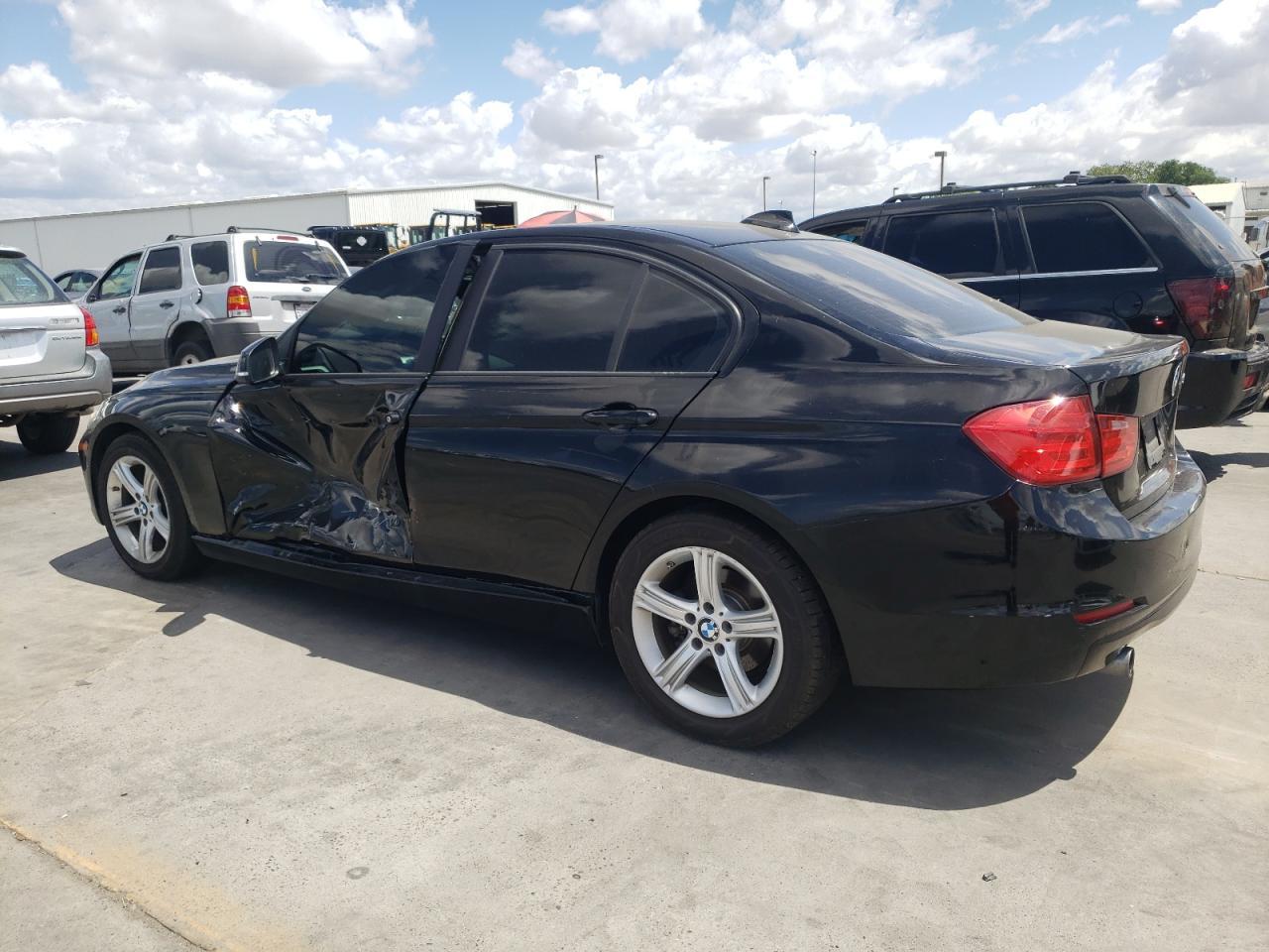 2013 BMW 320 I - Фото 2