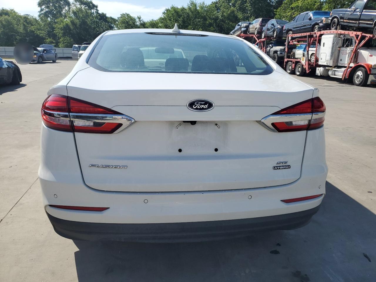 2020 Ford Fusion Se - Фото 6