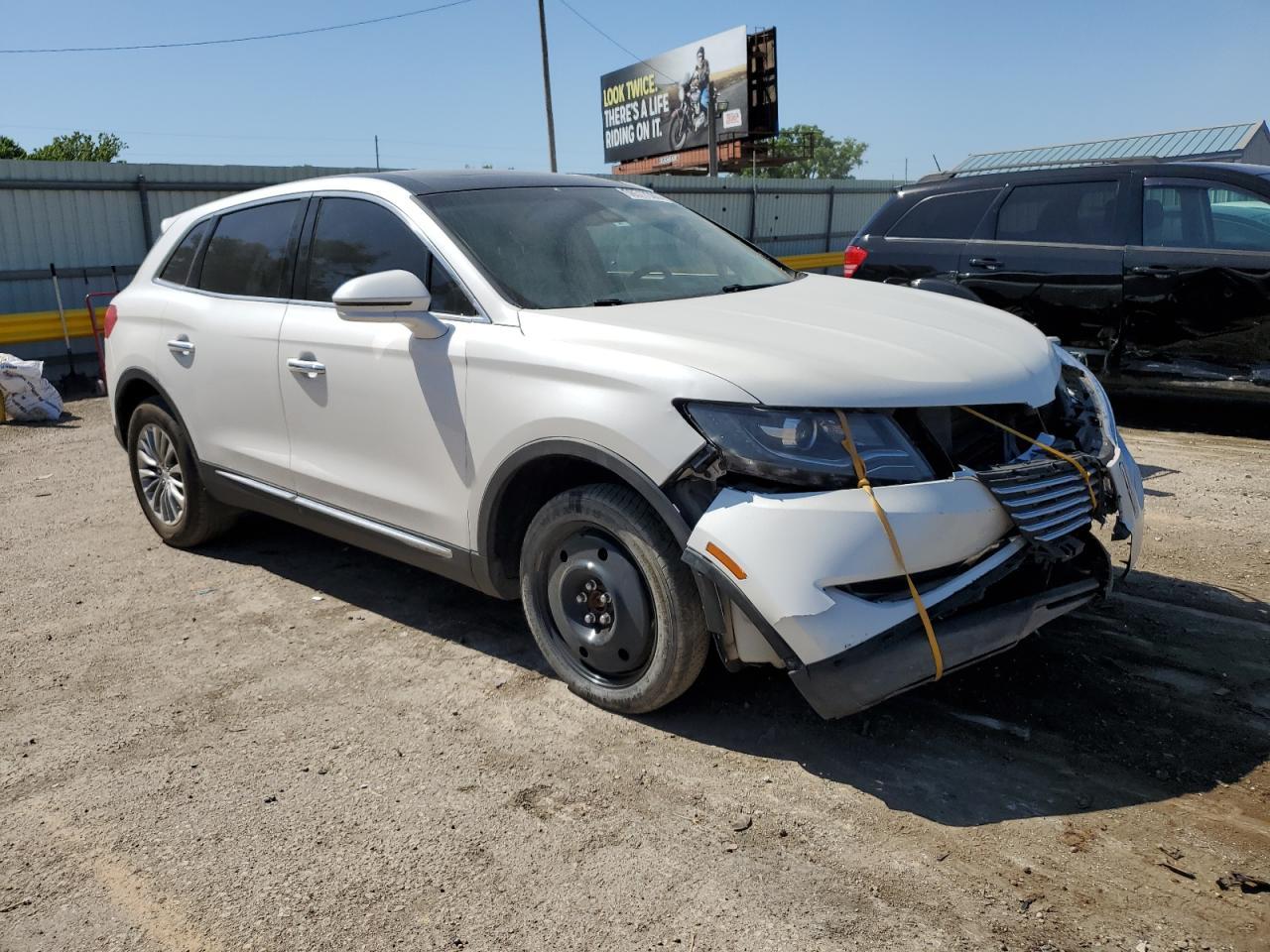 2016 Lincoln Mkx Select - Image 4