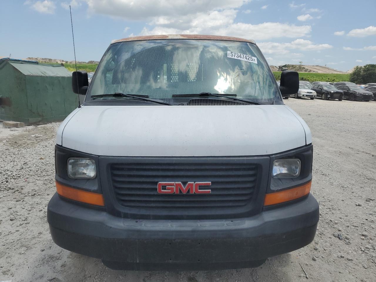 2005 GMC Savana G2500 - Фото 5