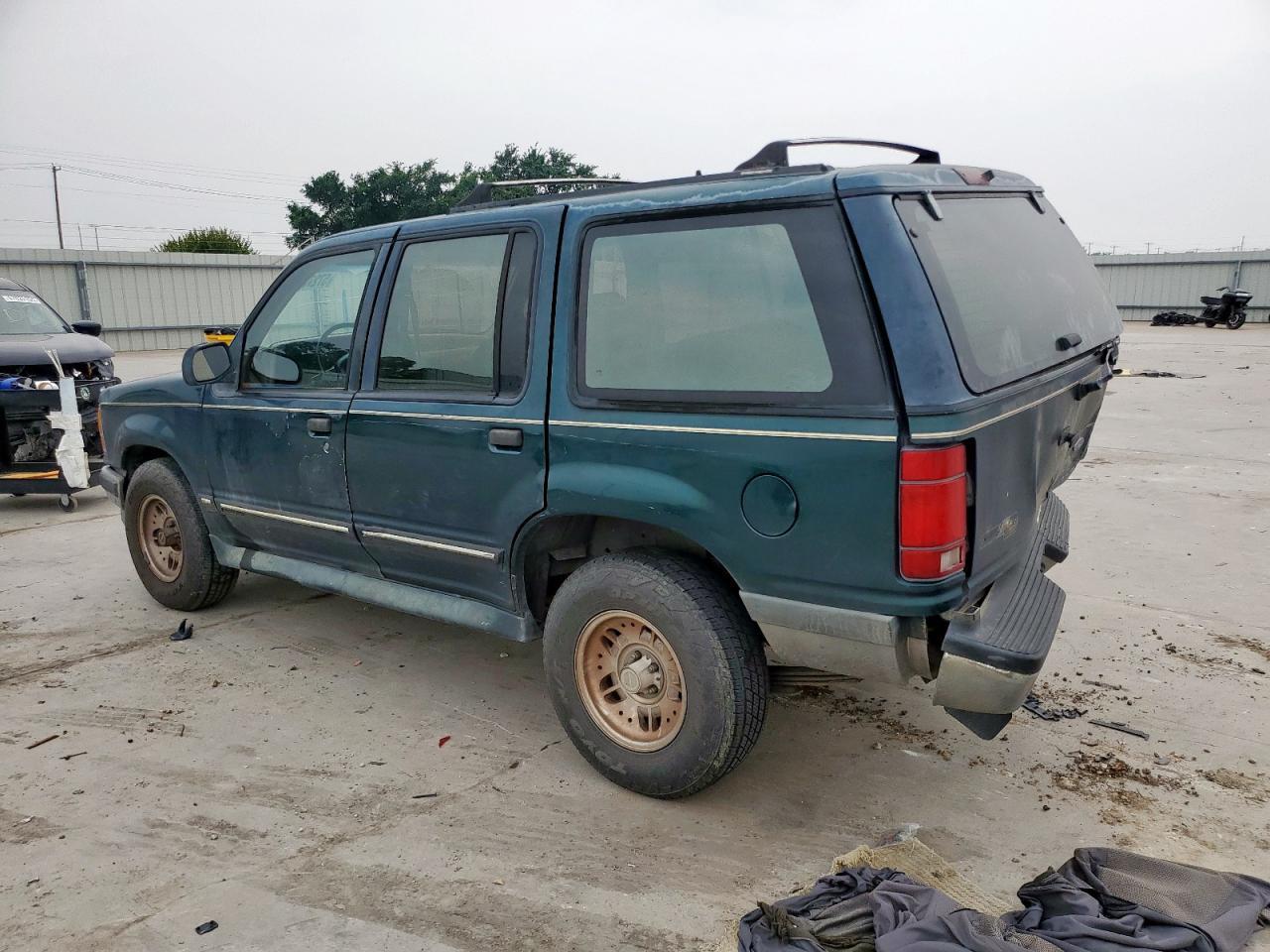 1994 Ford Explorer - Image 2