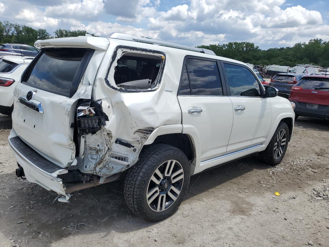 2020 Toyota 4Runner Sr5/Sr5 Premium - Фото 3