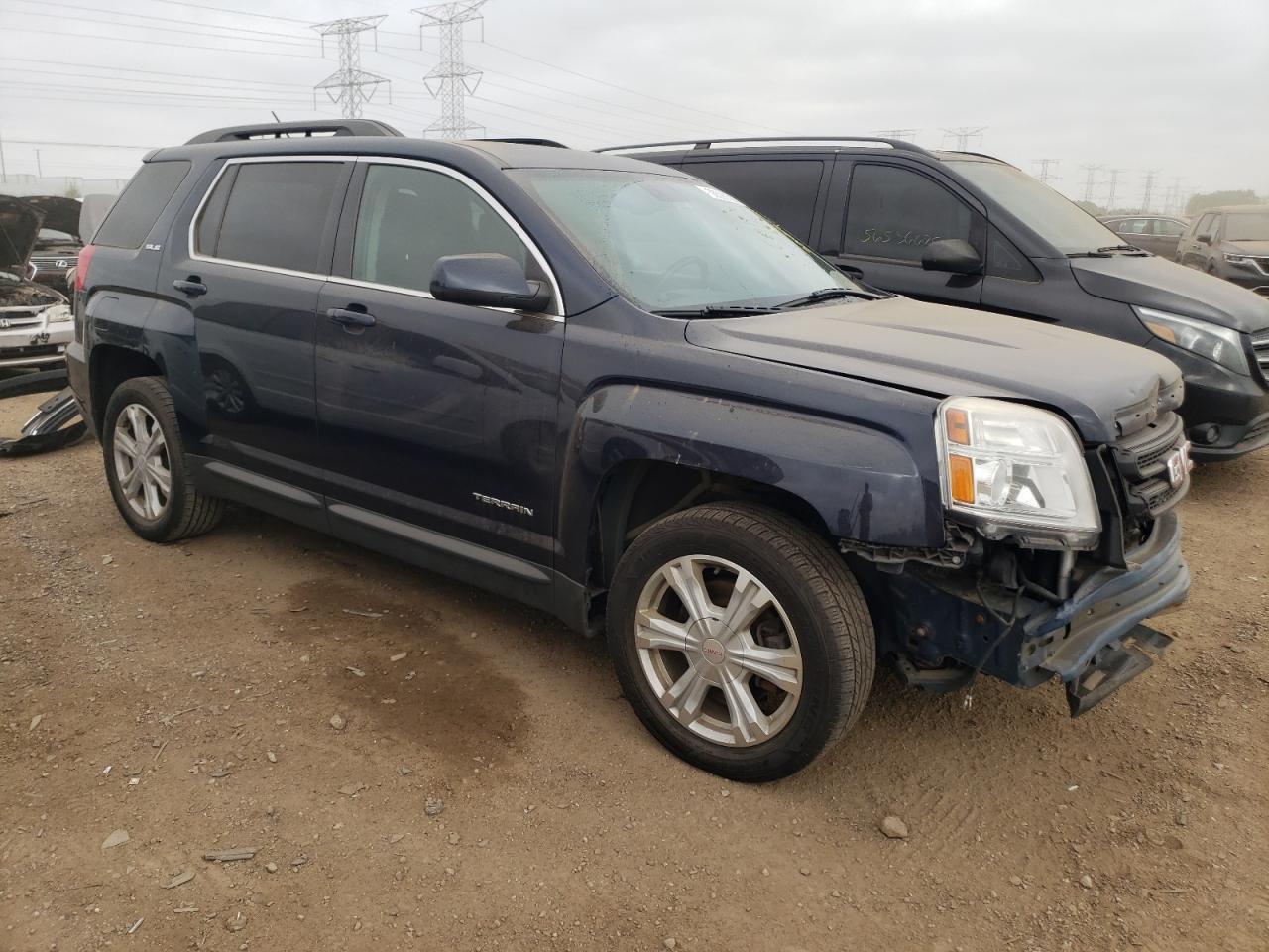 2017 GMC Terrain - Image 4