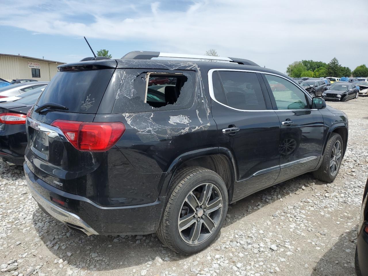 2019 GMC Acadia Denali - Фото 3