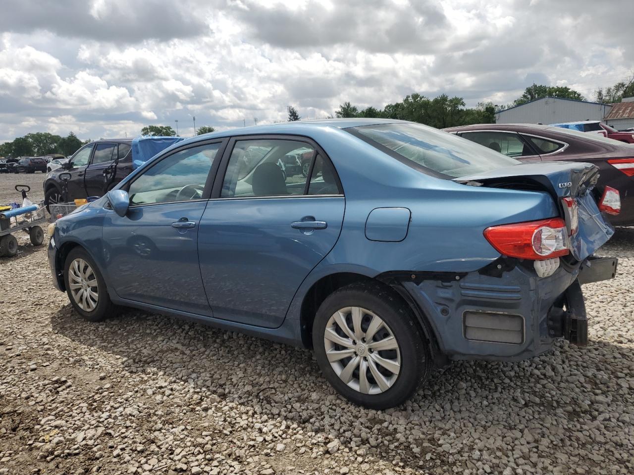 2012 Toyota Corolla Base - Фото 2