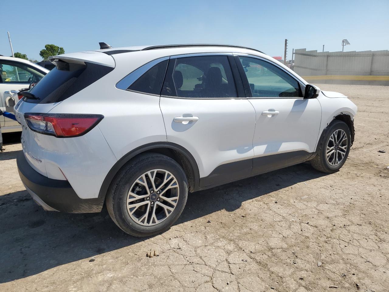 2020 Ford Escape Sel - Фото 3