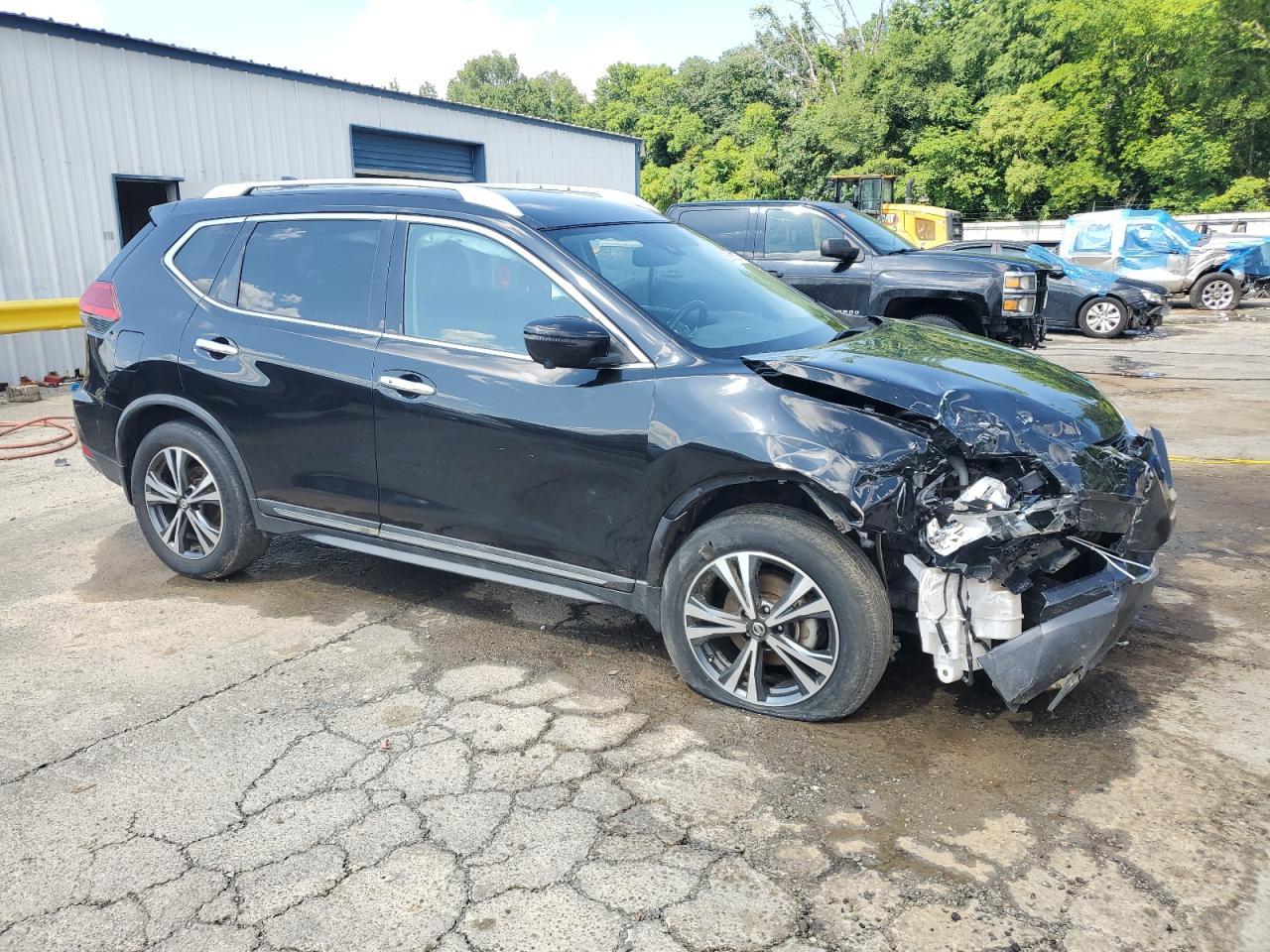 2017 Nissan Rogue S - Фото 4