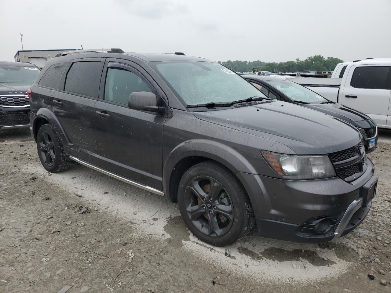 2018 Dodge Journey Crossroad - Image 4