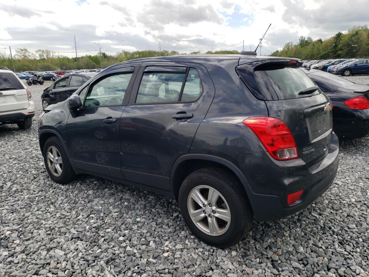2019 Chevrolet Trax Ls - Фото 2