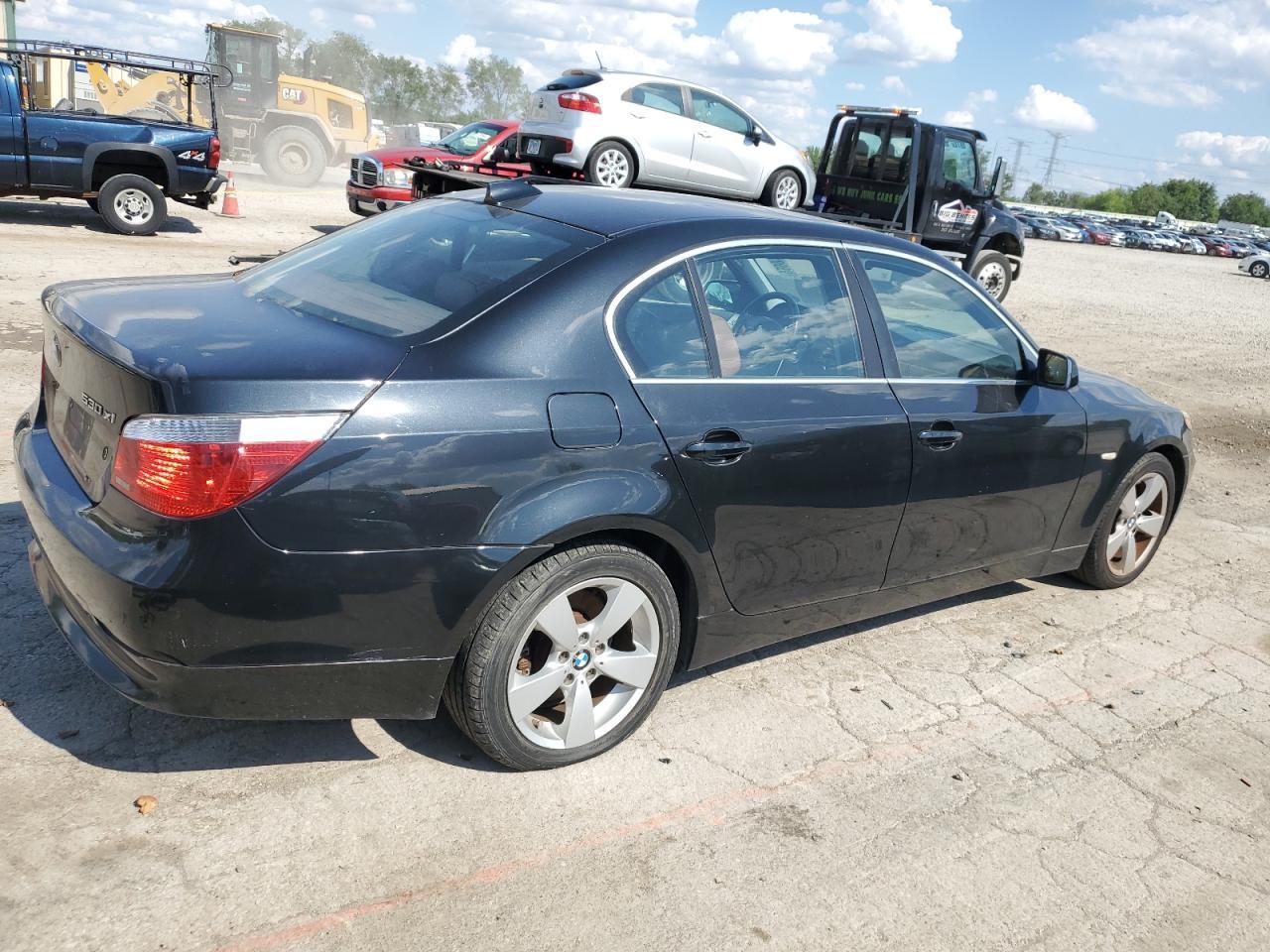 2007 BMW 530 Xi - Image 3