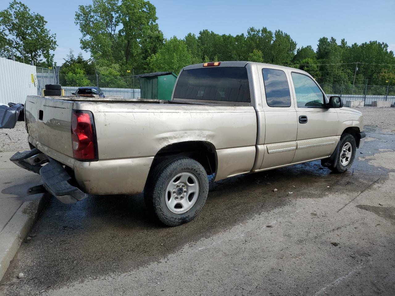 2004 Chevrolet Silverado C1500 - Фото 3