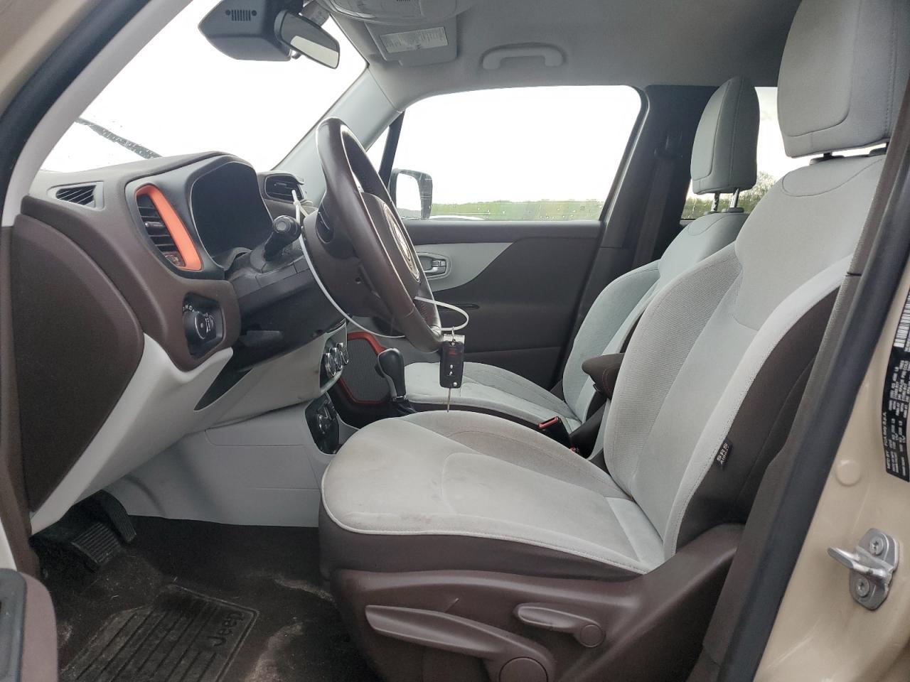 2015 Jeep Renegade Latitude - Image 7