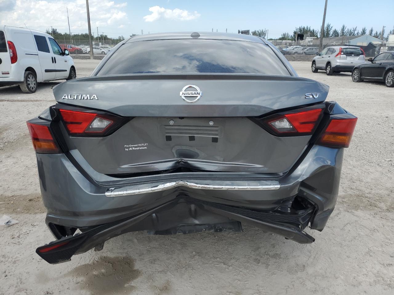 2022 Nissan Altima Sv - Фото 6