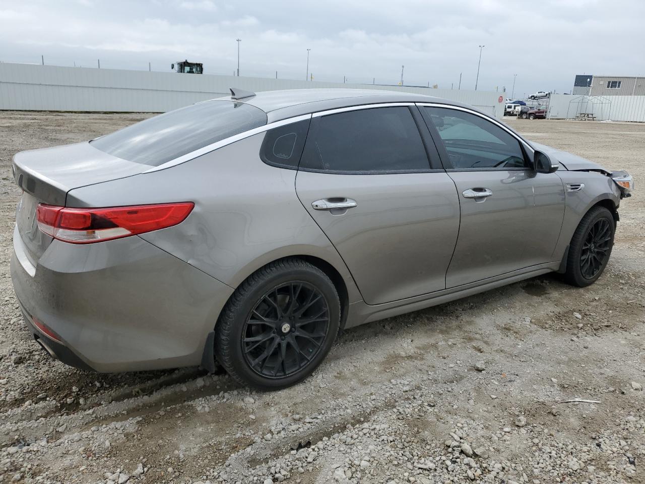 2017 Kia Optima Lx - Фото 3