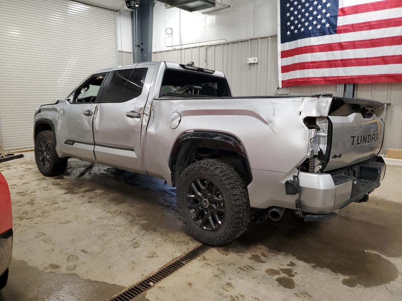 2024 Toyota Tundra Crewmax Platinum - Image 2