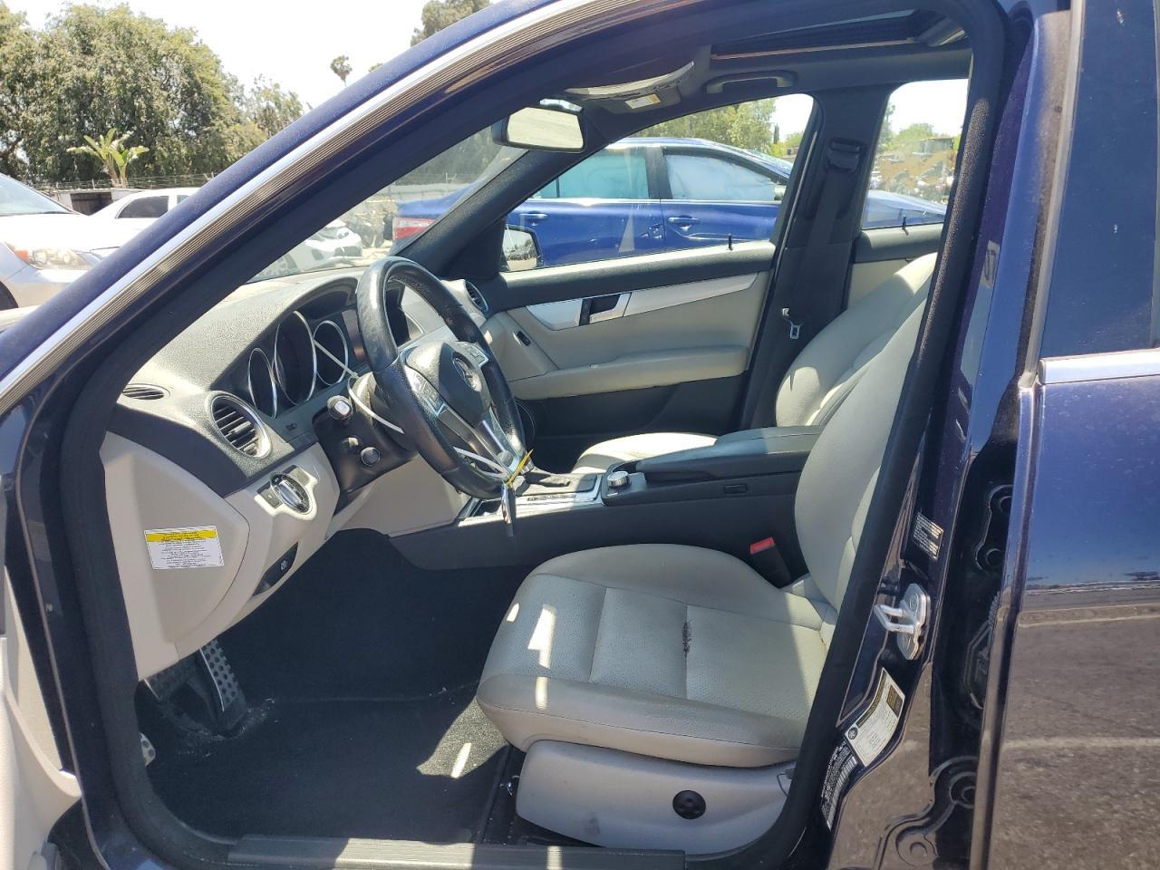 2013 Mercedes-Benz C 250 - Image 7
