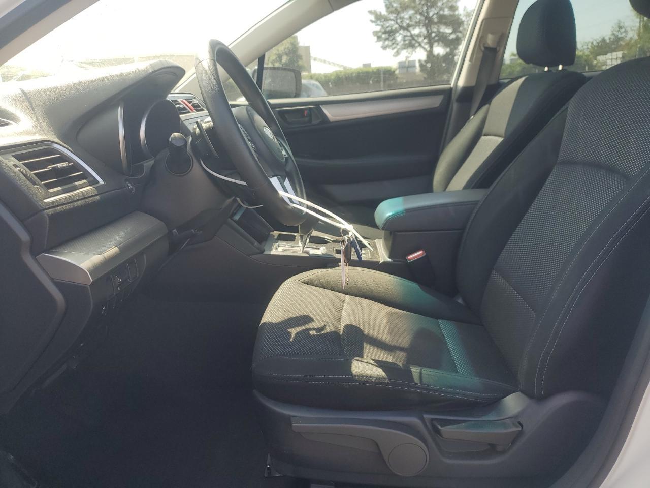 2017 Subaru Outback 2.5I - Image 7