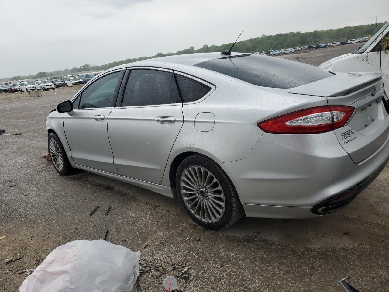 2016 Ford Fusion Titanium Titanium - Image 2