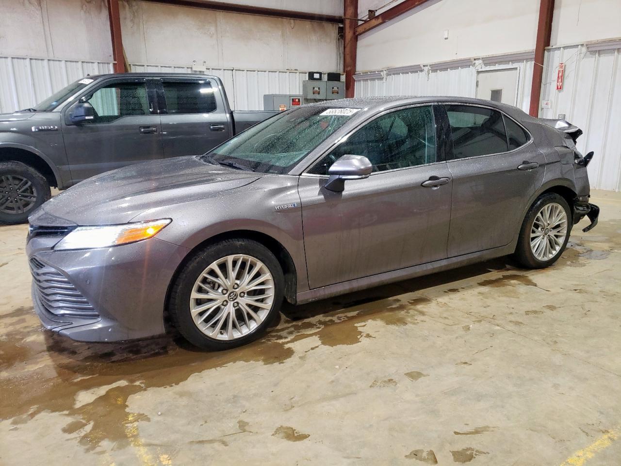 2018 Toyota Camry Hybrid