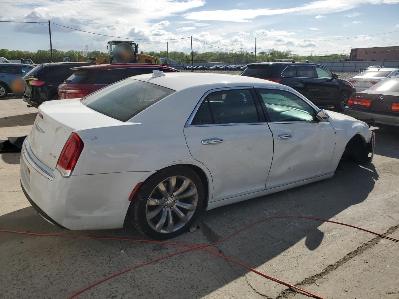 2018 Chrysler 300 Limited - Фото 3