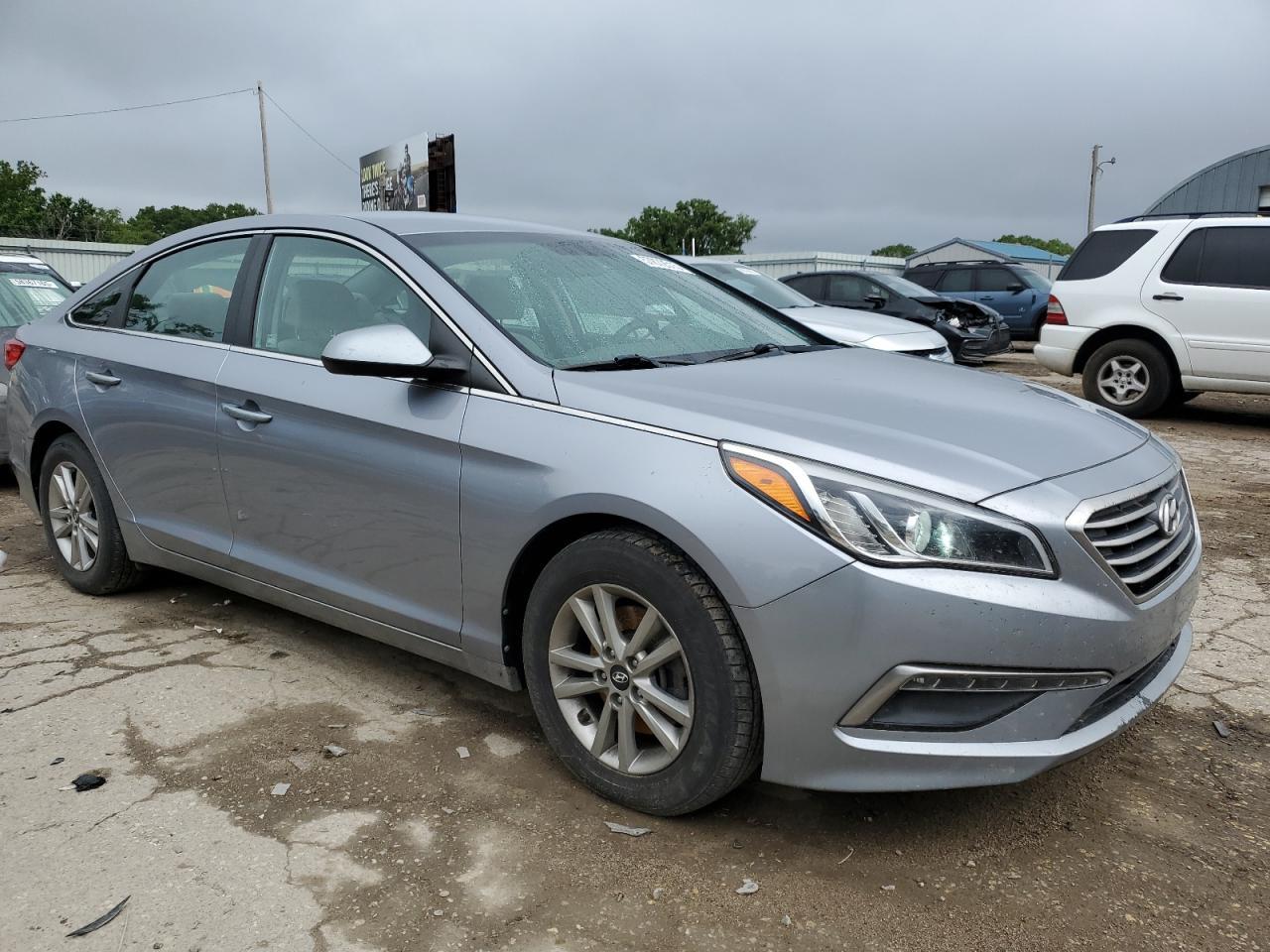 2015 Hyundai Sonata Se - Image 4