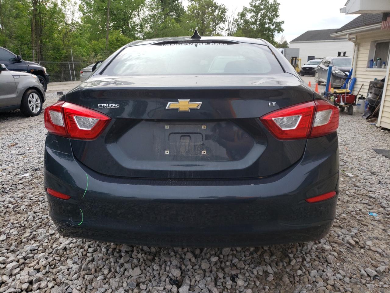 2018 Chevrolet Cruze Lt - Image 6