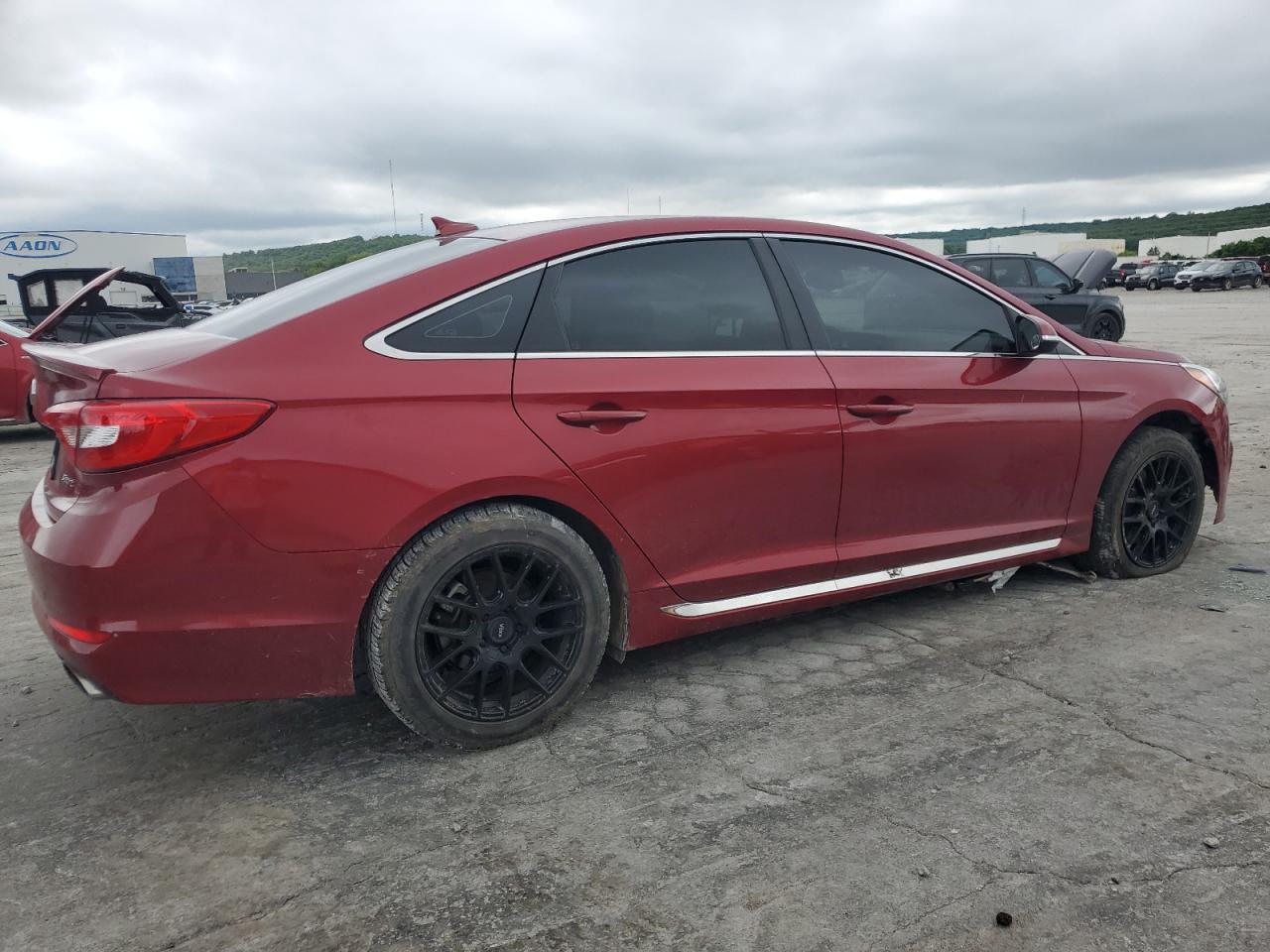 2015 Hyundai Sonata Sport - Image 3