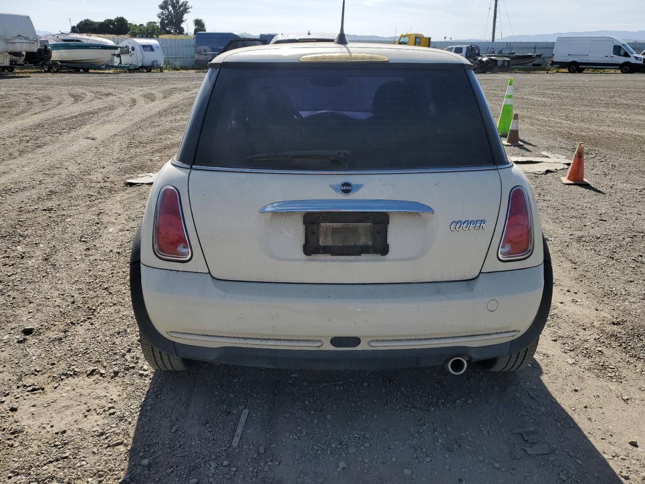 2010 Mini Cooper - Image 6