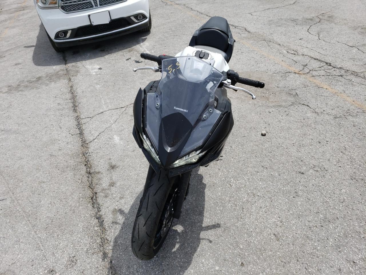 2024 Kawasaki Ex650 R - Фото 5