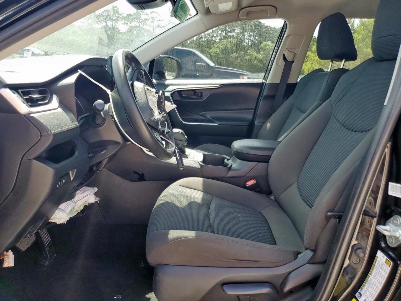 2022 Toyota Rav4 Le - Фото 7
