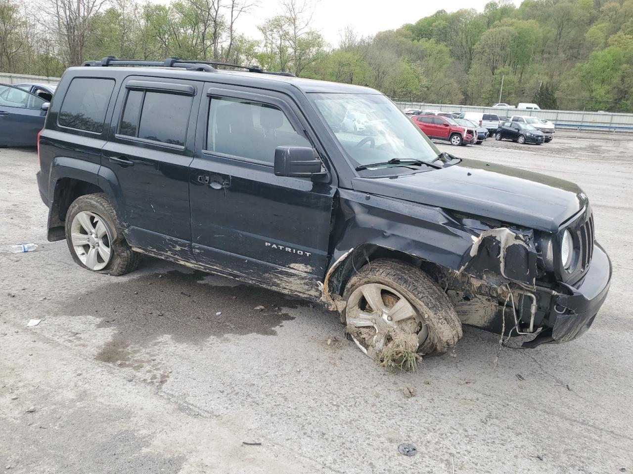2013 Jeep Patriot Latitude - Фото 4