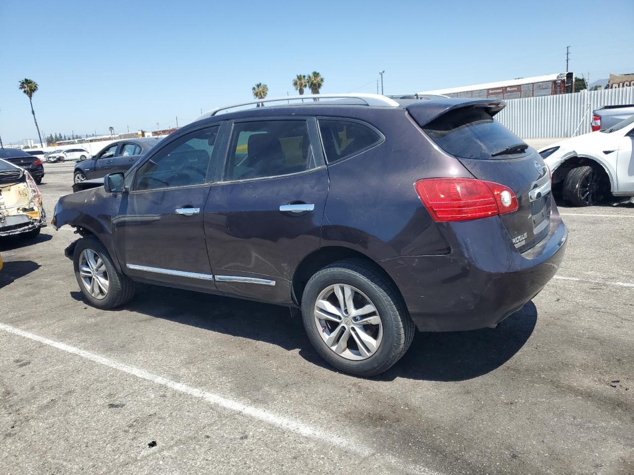 2015 Nissan Rogue Select S - Фото 2