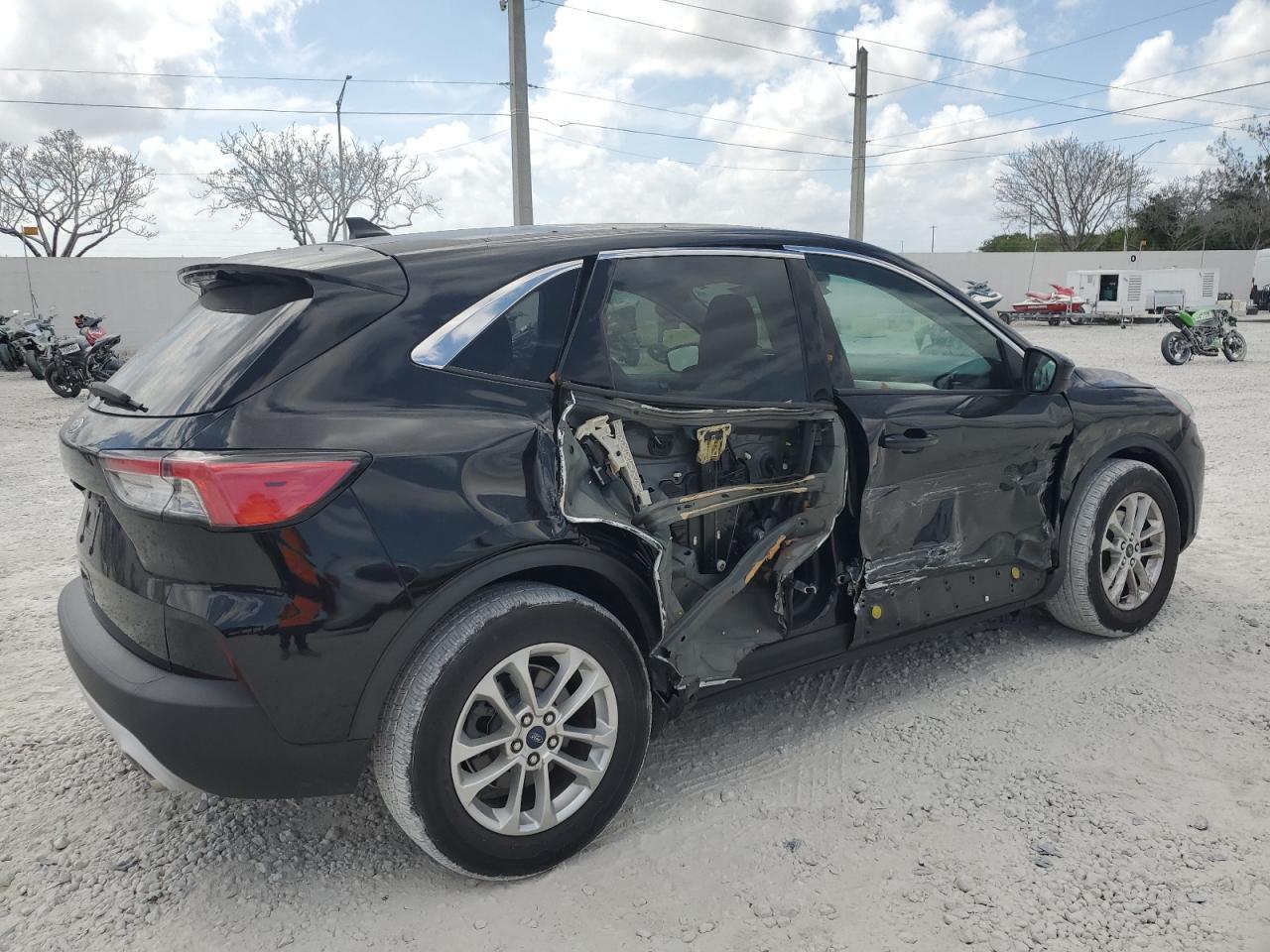 2020 Ford Escape Se - Image 3