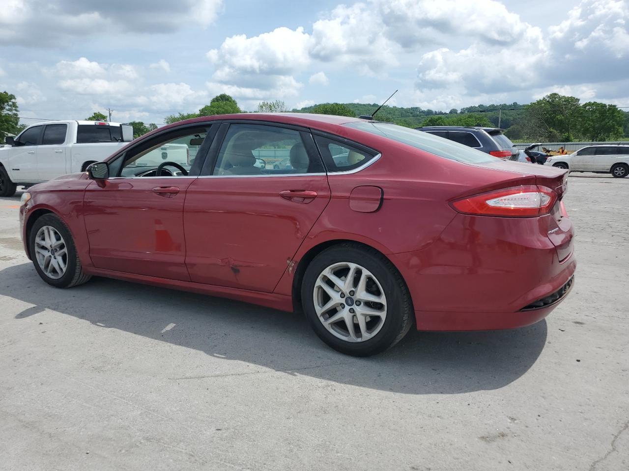 2016 Ford Fusion Se - Image 2