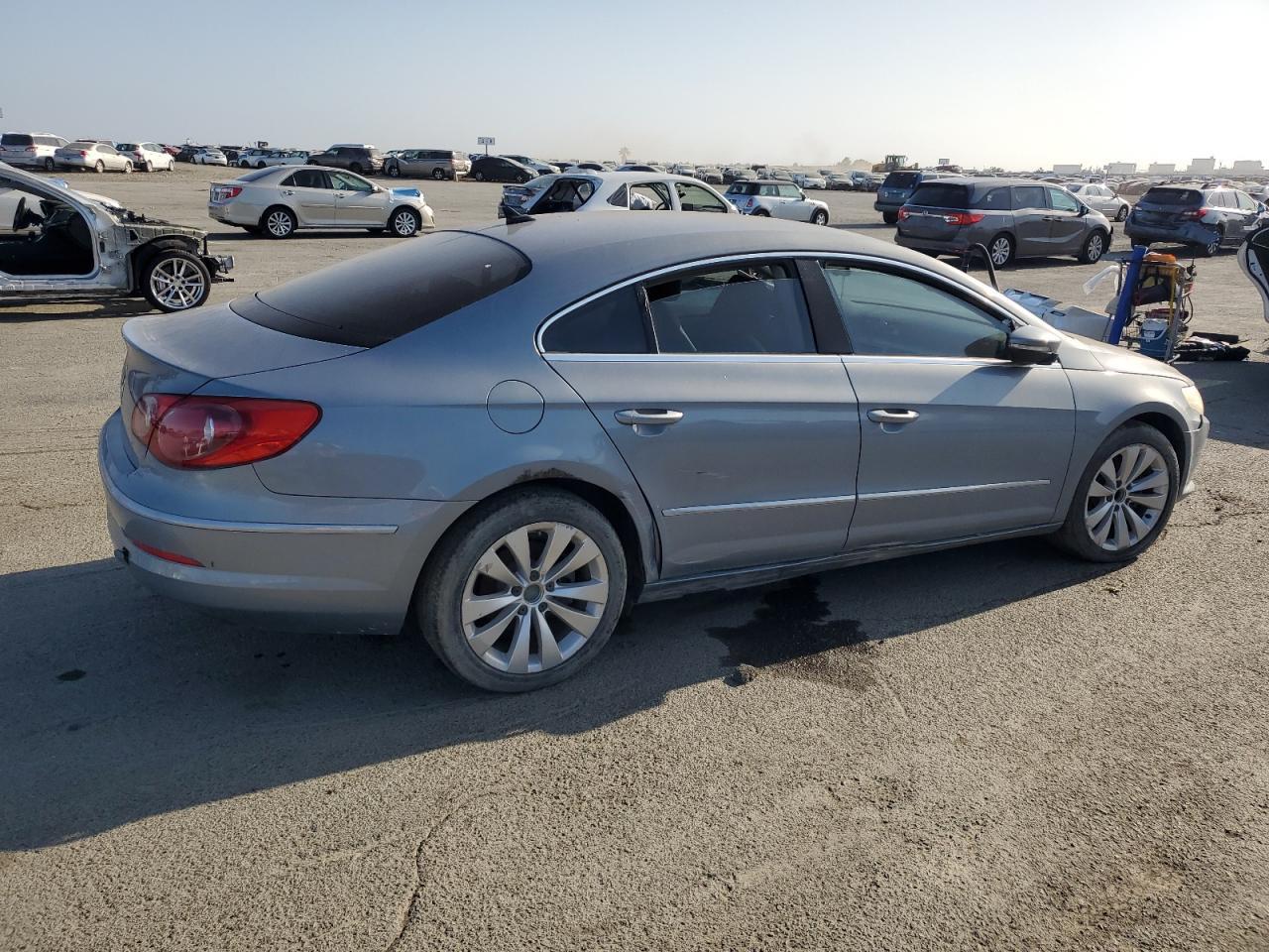 2009 Volkswagen Cc Sport - Image 3