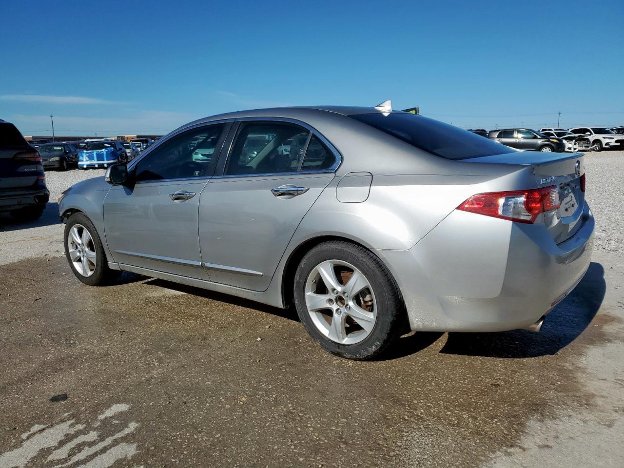 2010 Acura Tsx - Image 2