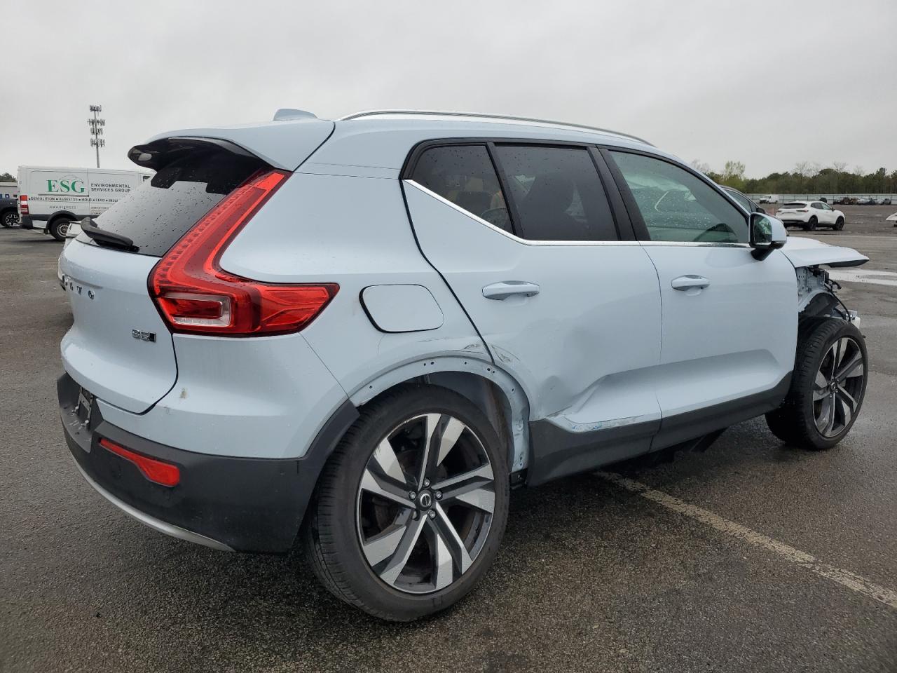 2024 Volvo Xc40 Plus - Фото 3