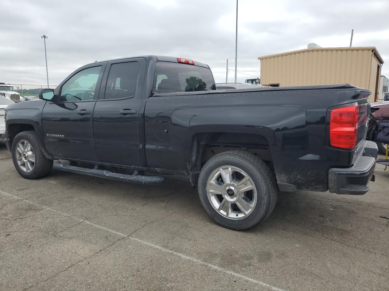 2015 Chevrolet Silverado C1500 - Фото 2