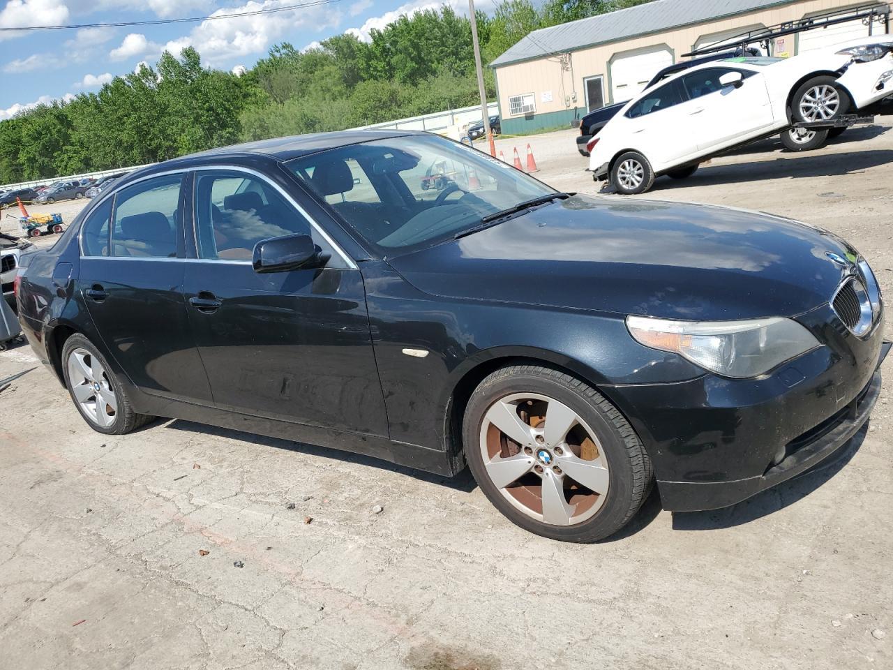 2007 BMW 530 Xi - Image 4