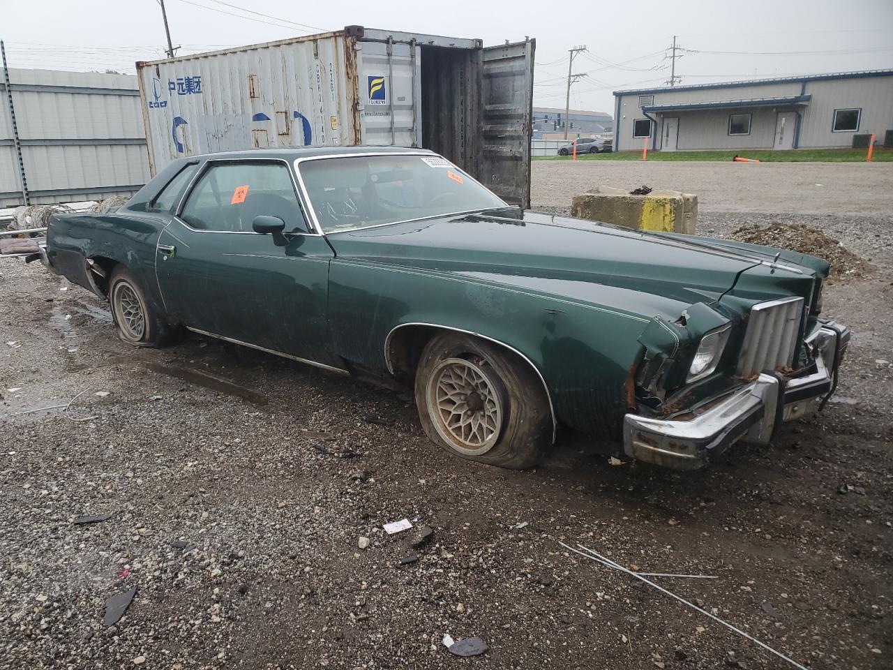 1975 Pontiac Grandprix - Image 4