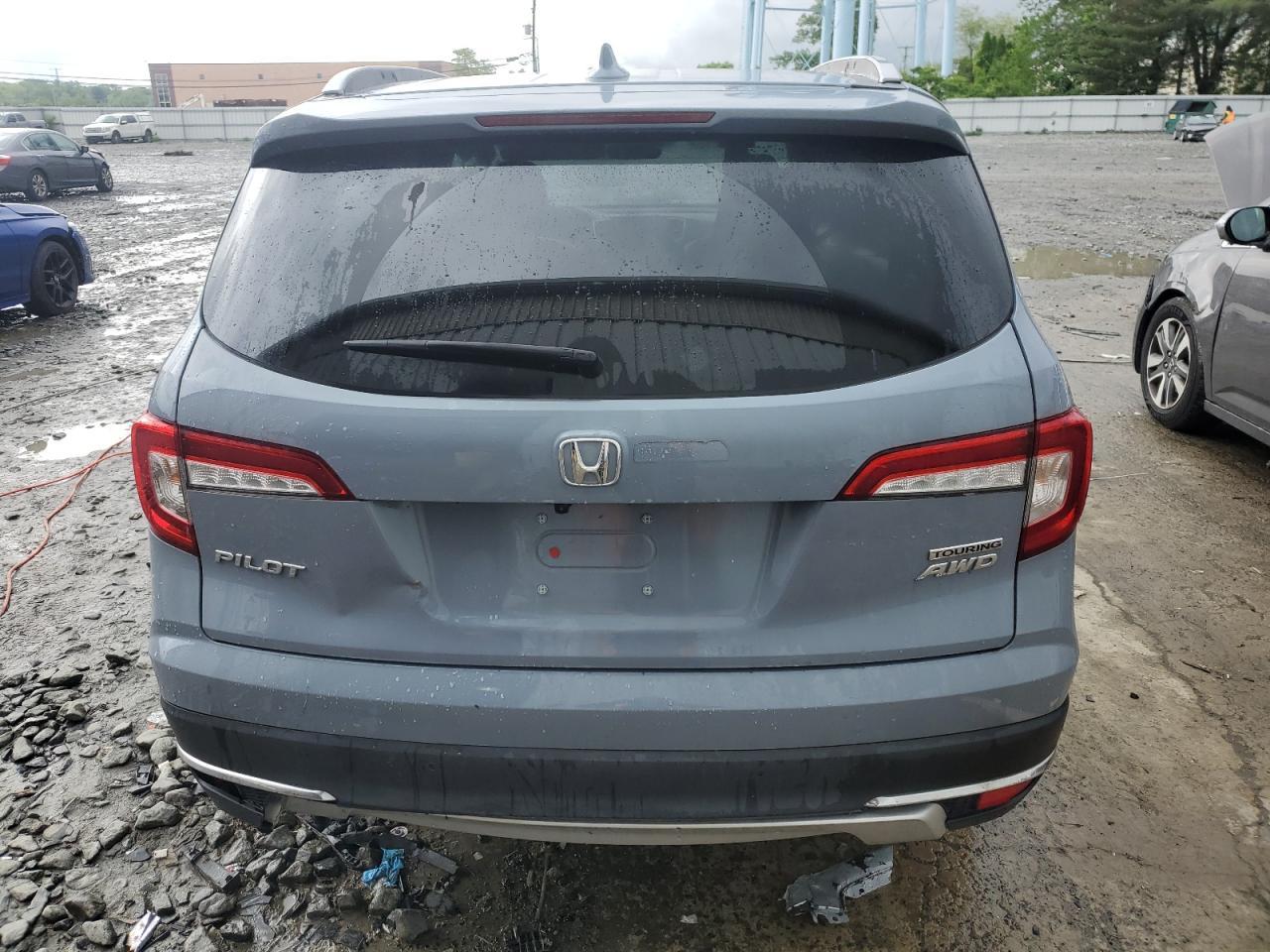 2022 Honda Pilot Touring - Image 6