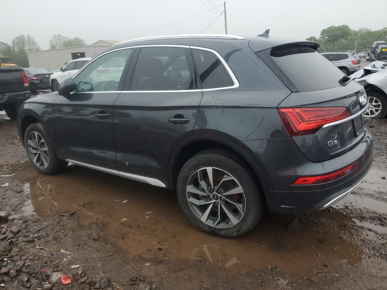 2021 Audi Q5 Premium Plus - Фото 2