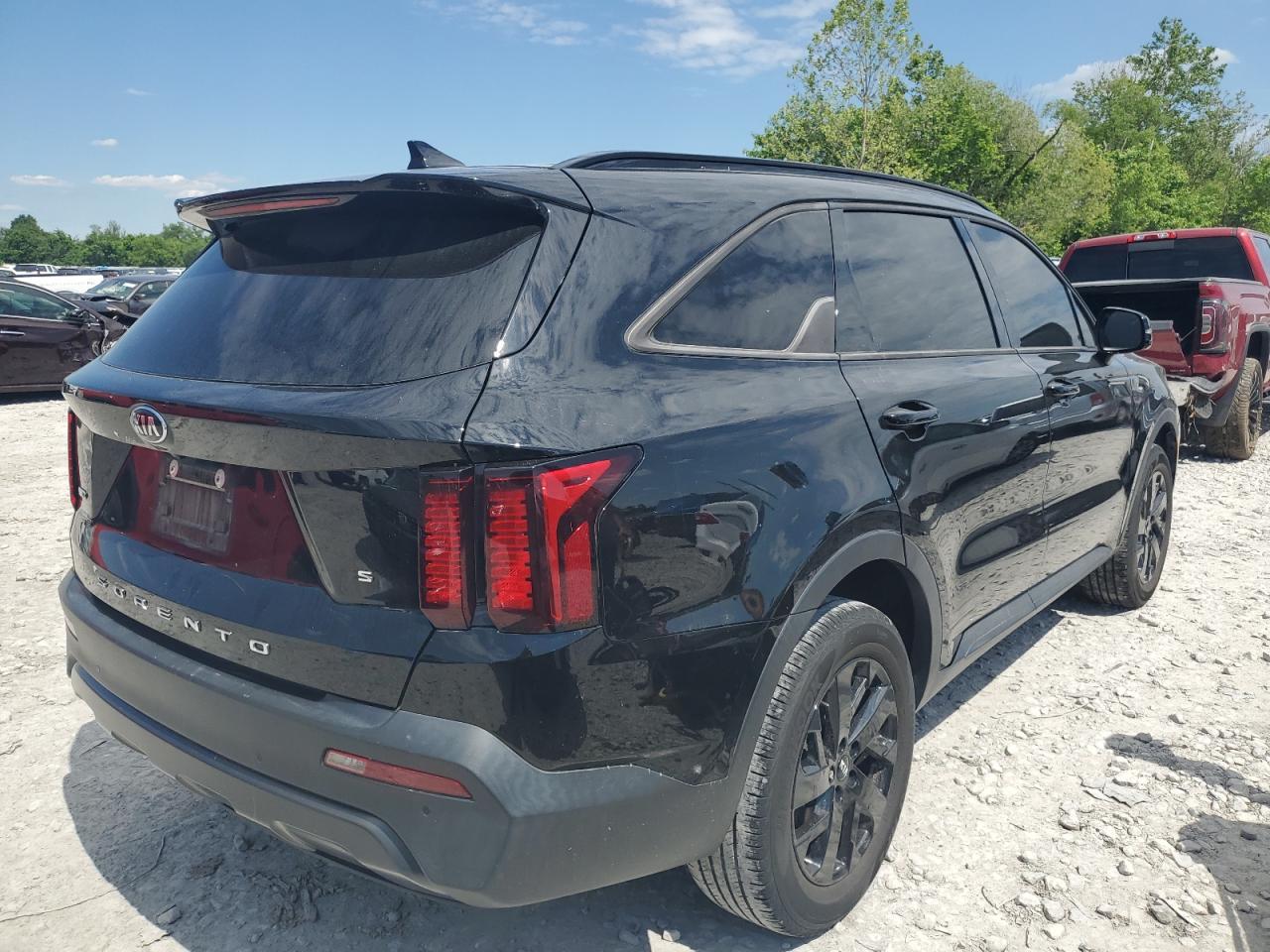 2021 Kia Sorento S - Фото 3