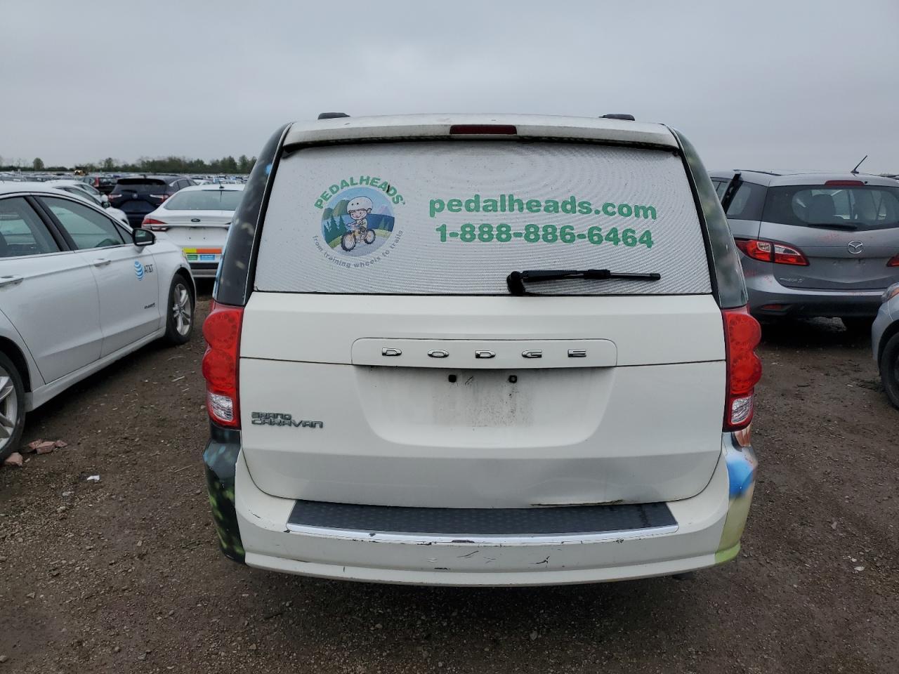 2013 Dodge Grand Caravan Sxt - Image 6