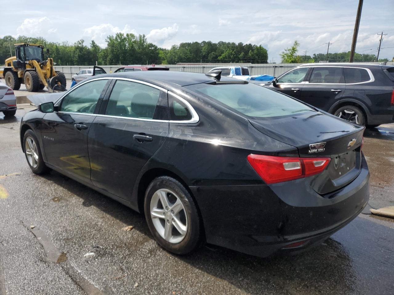 2020 Chevrolet Malibu Ls - Фото 2