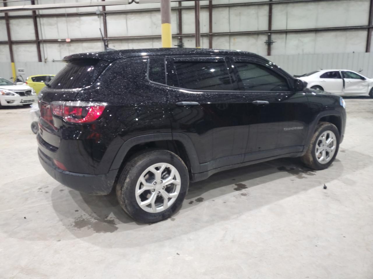 2024 Jeep Compass Sport - Image 3